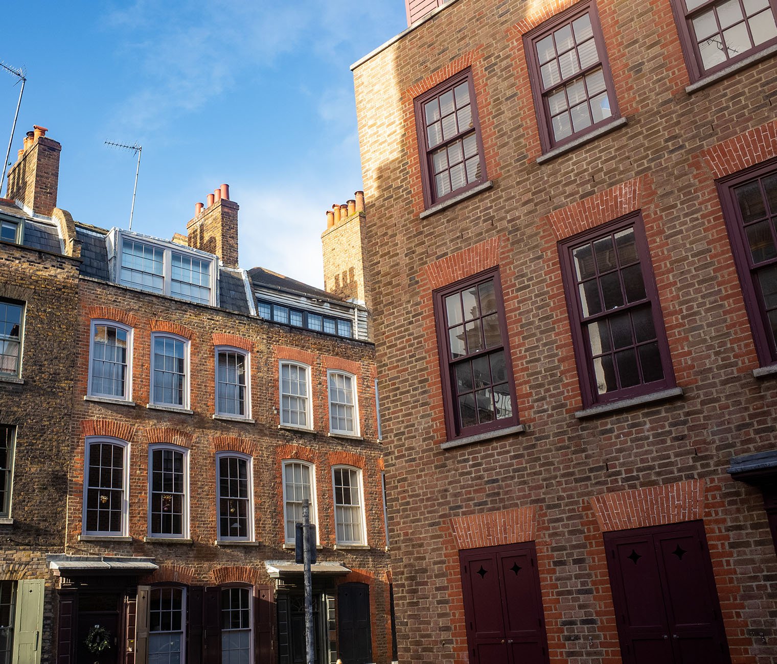 Wavenet-Connected-flexpace-workspaces-red-brick-buildings