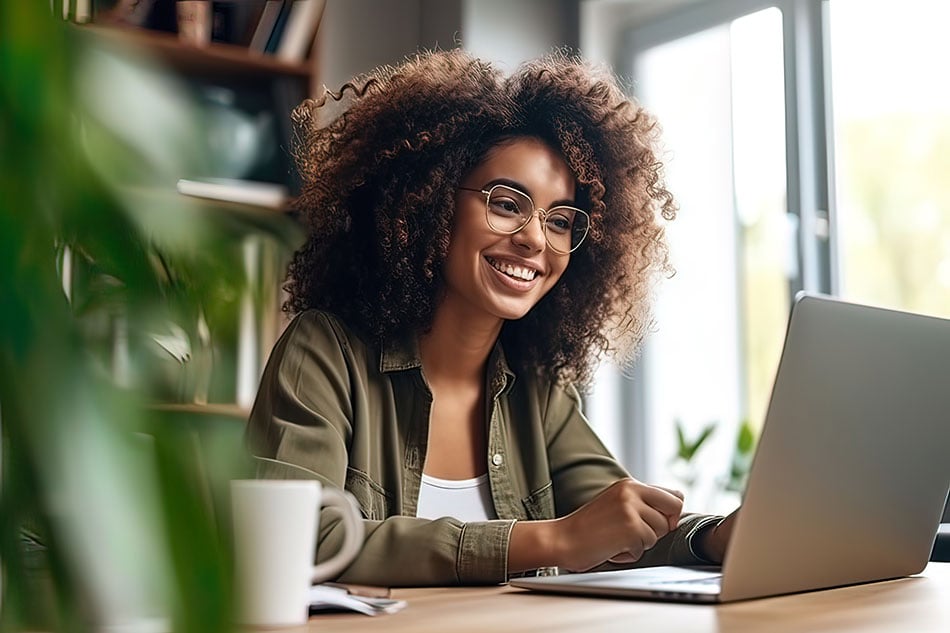 What are the differences between Microsoft 365 Business and Office 365 Personal? thumbnail
