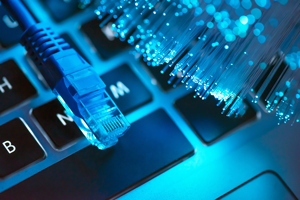 Business broadband vs leased line comparison for UK businesses